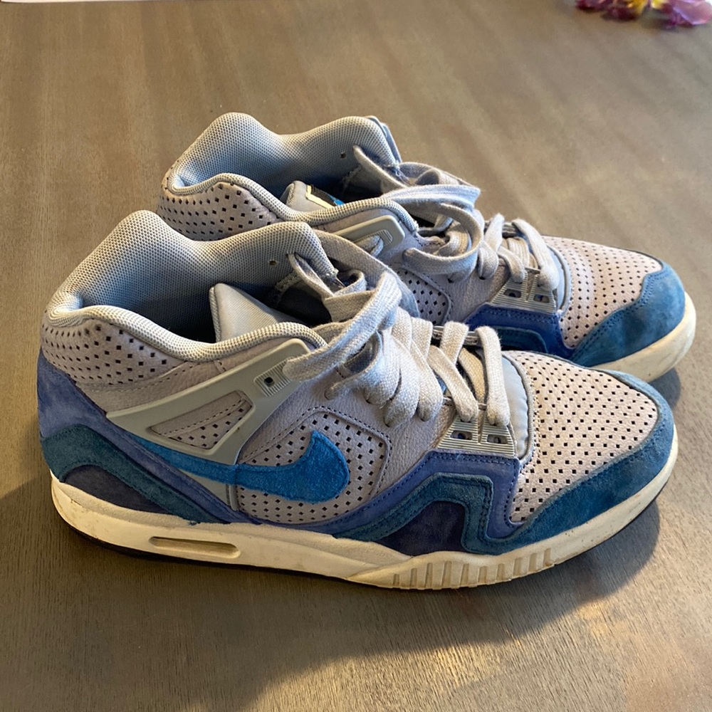 Nike Air Tech Challenge II